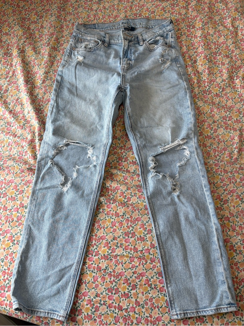 American Eagle Outfitters Light Blue Denim Jeans